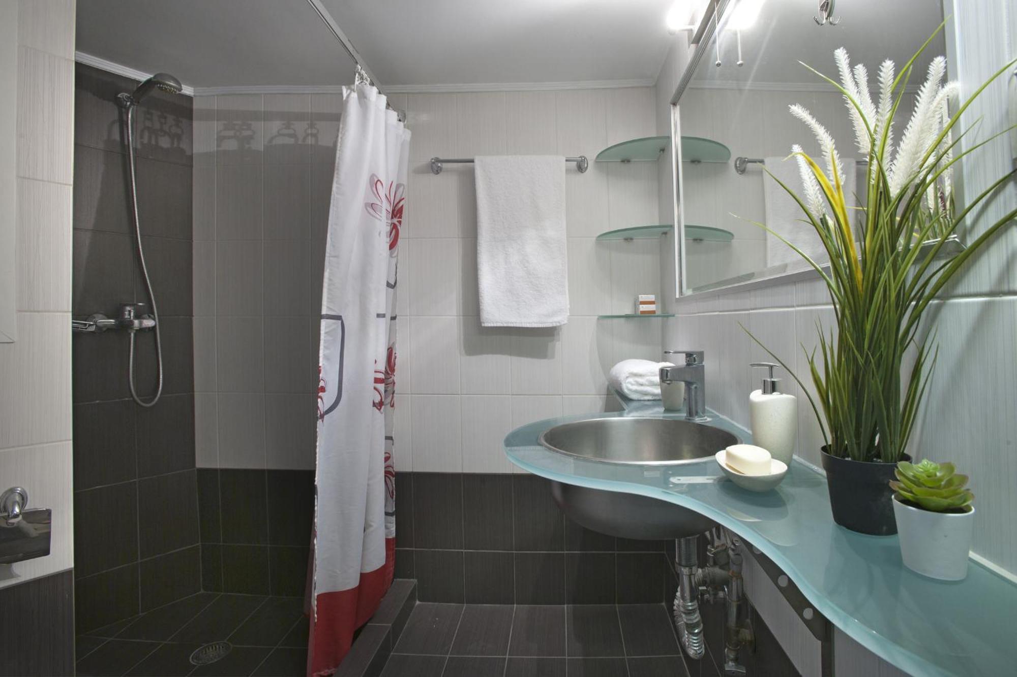 Comfortable Apartment At The Foot Of The Odeon Of Herodes Atticus Atenas Exterior foto